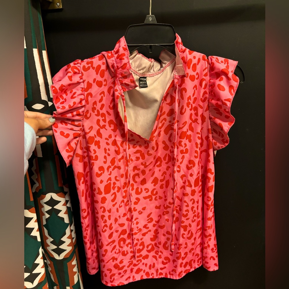 Pink & red leopard print blouse size large